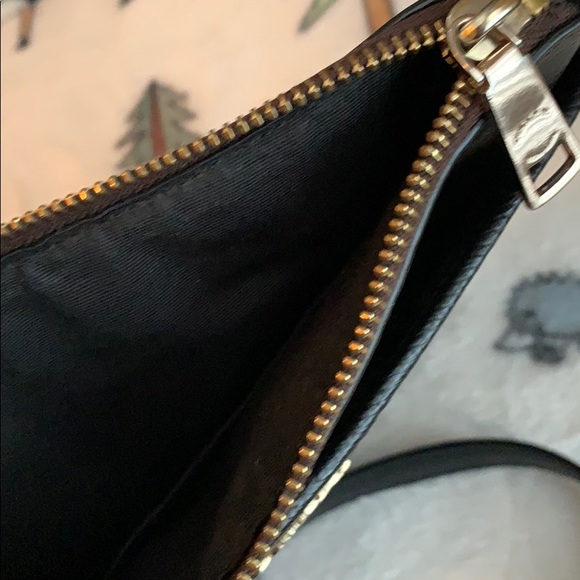 Purse - Picture 3 of 5